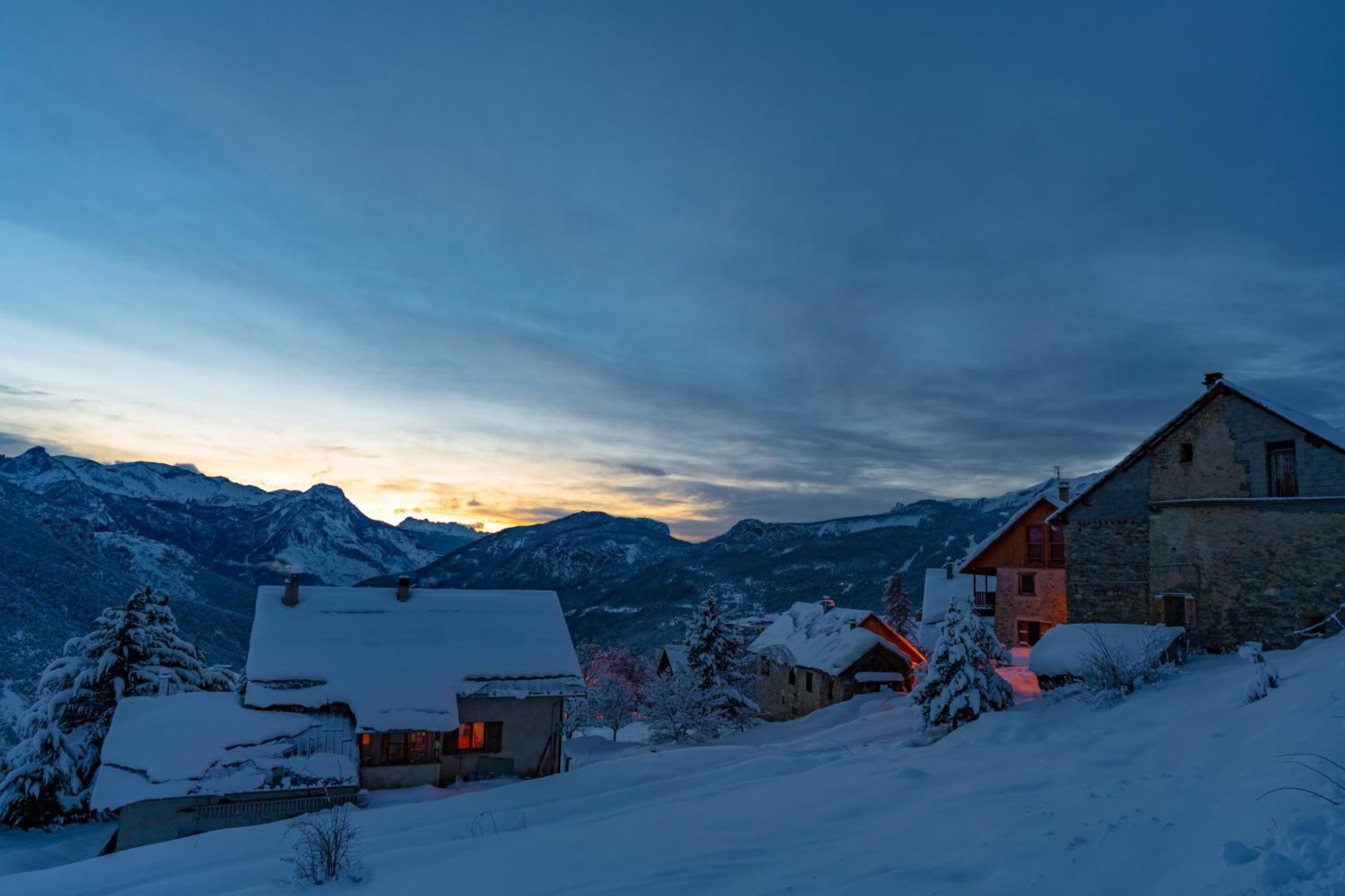 Ferienwohnung Ecrins De Cocon - Parc National Des Ecrins Pelvoux Exterior foto